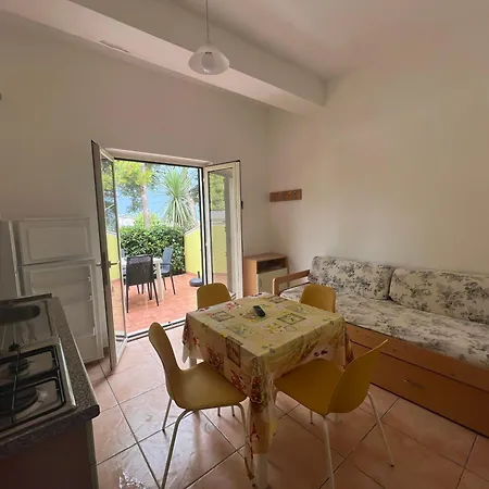 Argeste Club Vacanze Aparthotel 3*