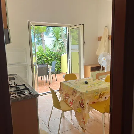 Argeste Club Vacanze Hotel apartamentowy